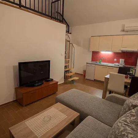Apartman In Starigrad-paklenica 6867 Starigrad Paklenica