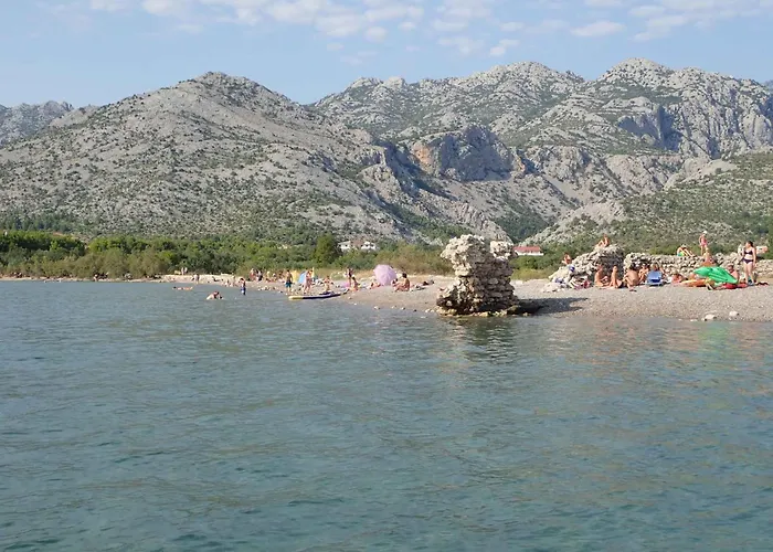 In Starigrad-paklenica 6867 *